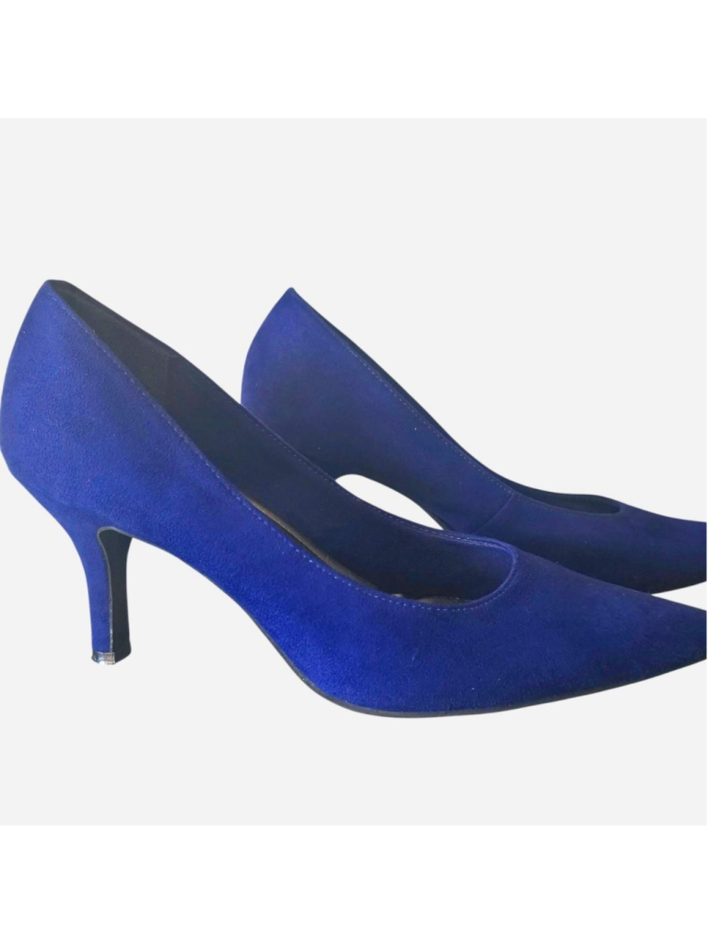 blue suede retro pumps in size 9 #heels #suede